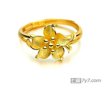 情比金堅，囍愛綿長 香港六福珠寶全新結(jié)婚黃金首飾系列閃耀上市